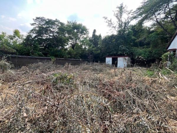 香芝市関屋北４丁目の土地
