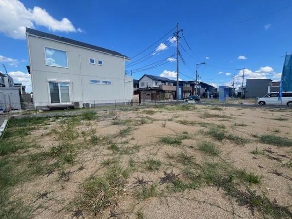北葛城郡広陵町大字三吉の土地