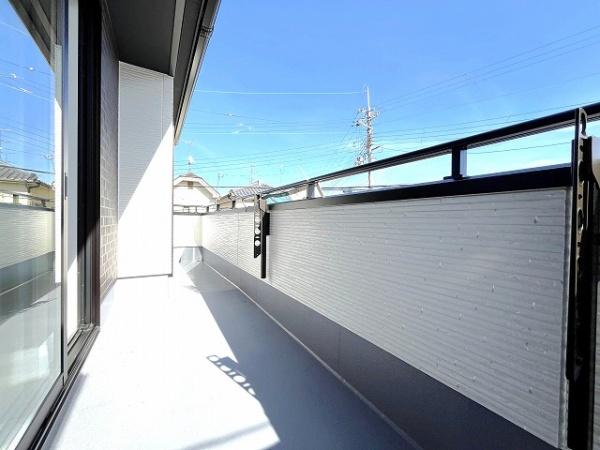 大和高田市曽大根２丁目　2号棟　新築戸建