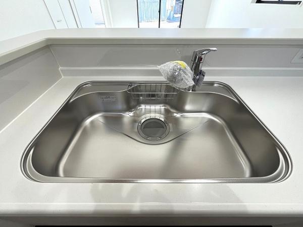 大和高田市曽大根２丁目　2号棟　新築戸建
