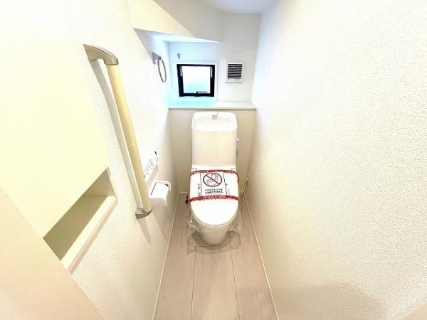 大和高田市曽大根２丁目　2号棟　新築戸建