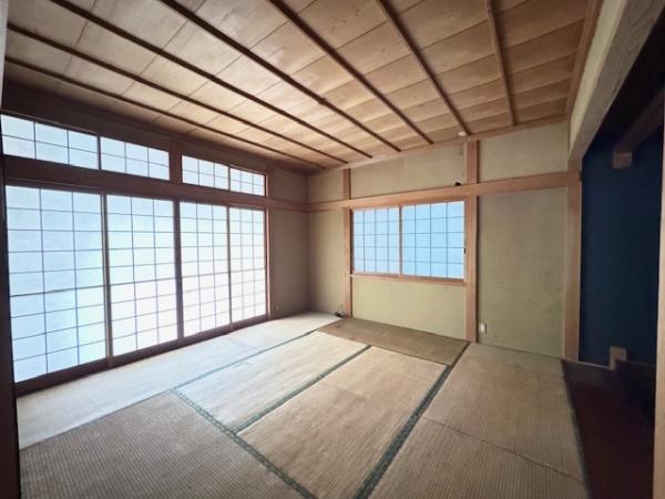 香芝市磯壁2丁目　中古戸建