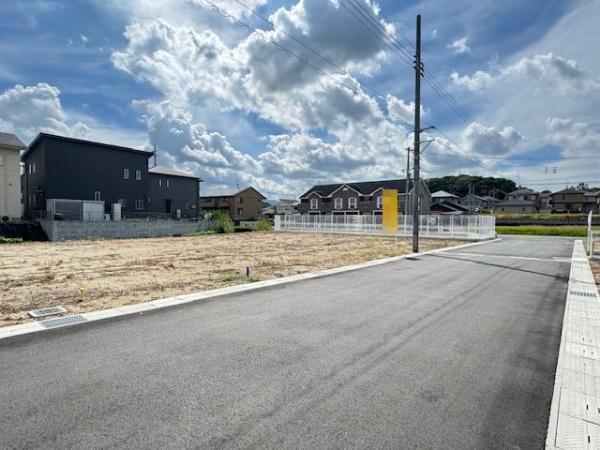 北葛城郡広陵町大字三吉の土地