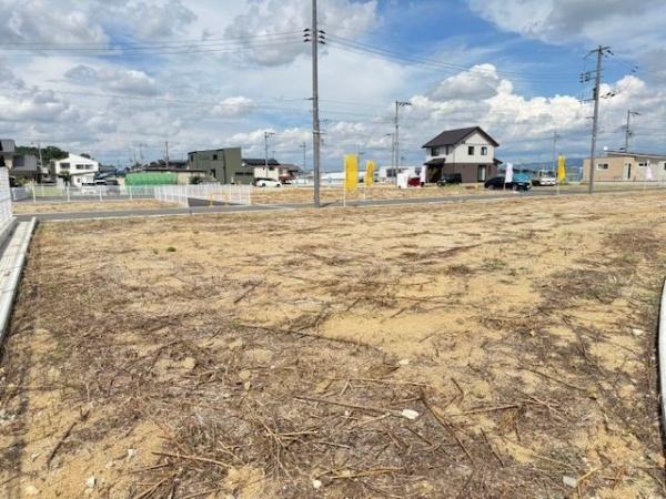 北葛城郡広陵町大字三吉の土地