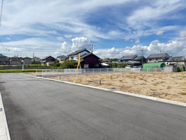 北葛城郡広陵町大字三吉の土地