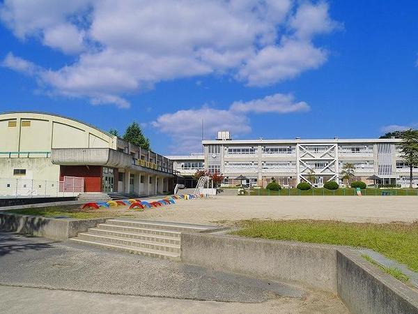 天理市三島町の土地(天理市立山の辺小学校)