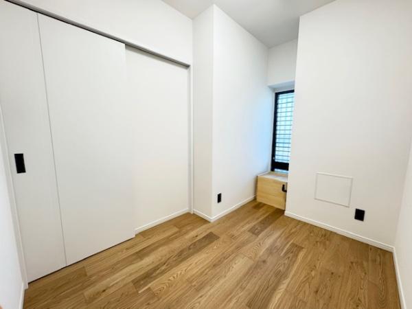 ローレルコート王寺