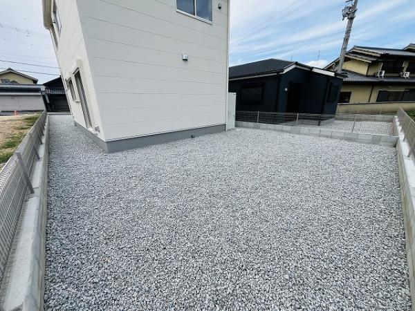 桜井市浅古 2号棟 新築戸建(庭)