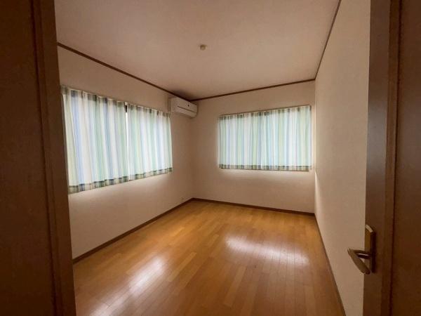 橿原市鳥屋町の中古一戸建て