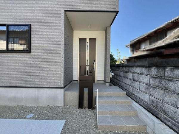 御所市栄町　２号棟　新築戸建