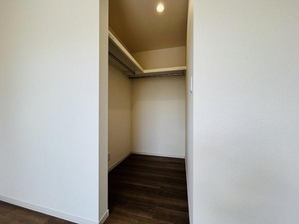 葛城市新庄４期　1号棟　新築戸建