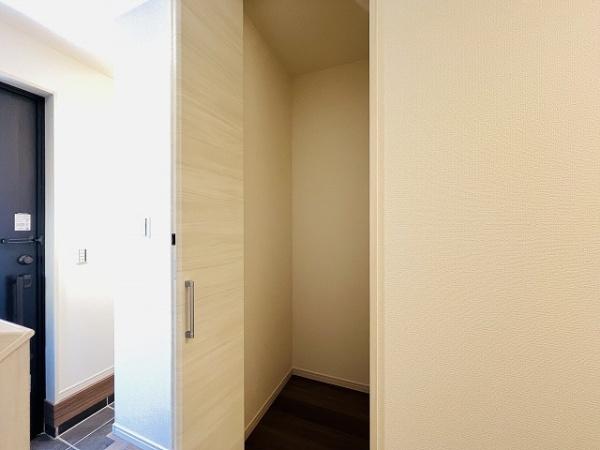 葛城市新庄４期　1号棟　新築戸建