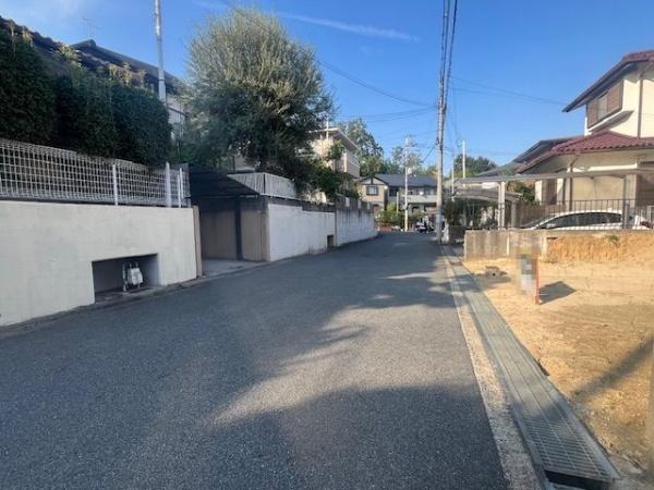 香芝市西真美２丁目の土地