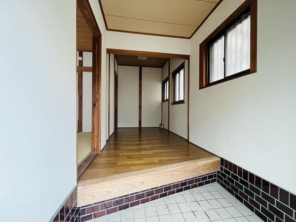 葛城市北花内の中古一戸建て