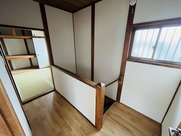 葛城市北花内の中古一戸建て