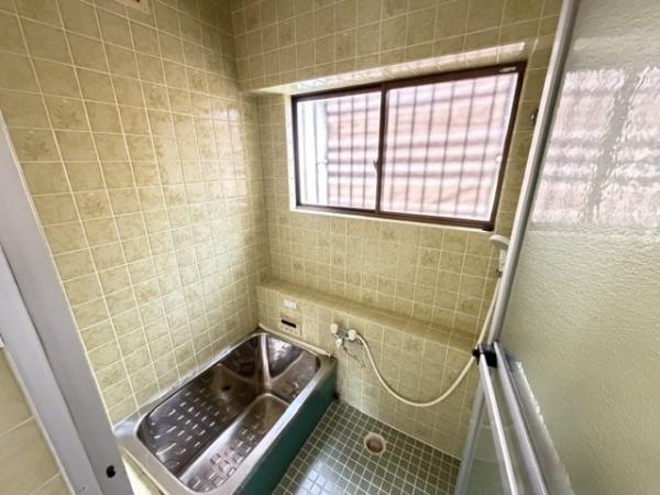 生駒郡斑鳩町龍田北１丁目の中古一戸建て