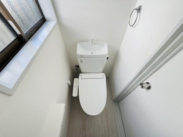 天理市二階堂上ノ庄町の中古一戸建て(トイレ)
