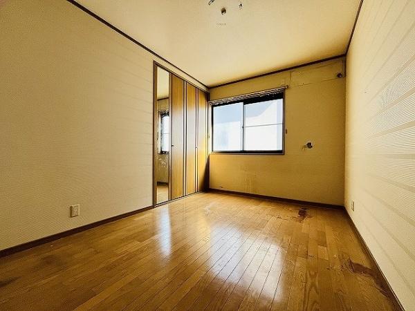 葛城市忍海の中古一戸建て(寝室)