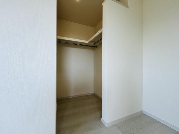 田原本町三笠第4 1号棟 新築戸建(収納)