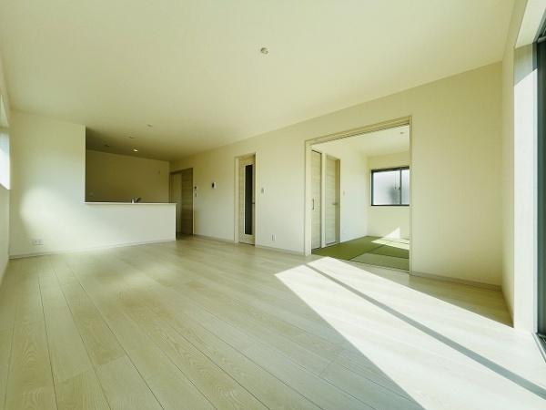 田原本町三笠第4 1号棟 新築戸建(リビング)