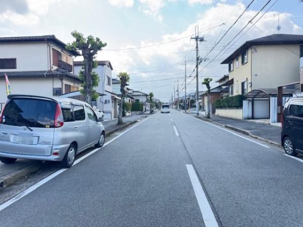 香芝市西真美２丁目の土地