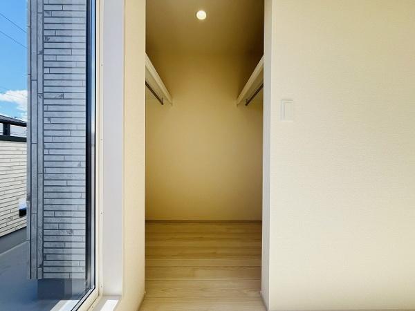 川西町結崎　5号棟　新築戸建