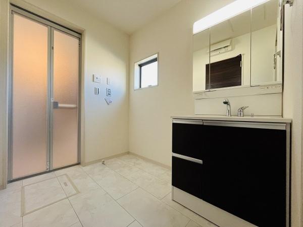 天理市田町7期　1号棟　新築戸建