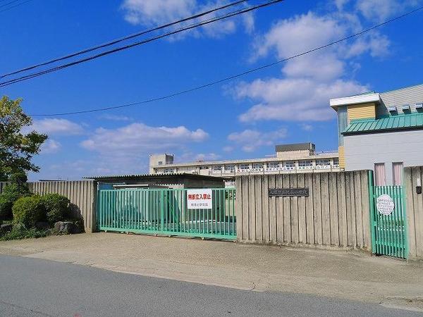 天理市櫟本町の中古一戸建て(天理市立櫟本小学校)