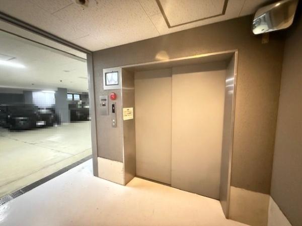 ルネッサなんばタワー