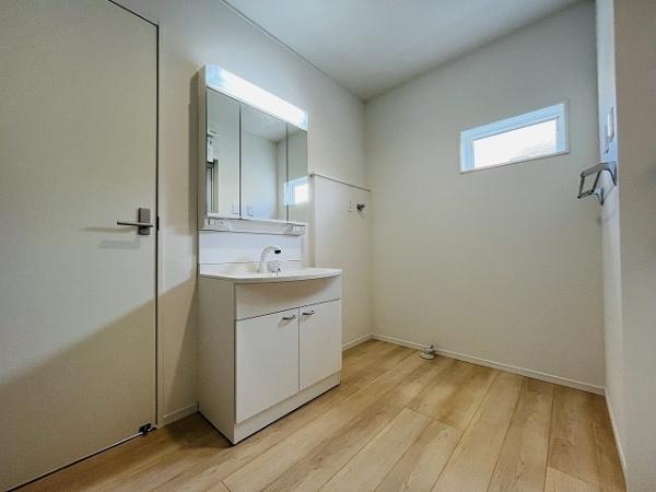 天理市田町第1　2号棟　新築戸建