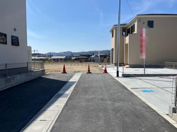 生駒郡斑鳩町龍田4丁目　2号棟　新築戸建