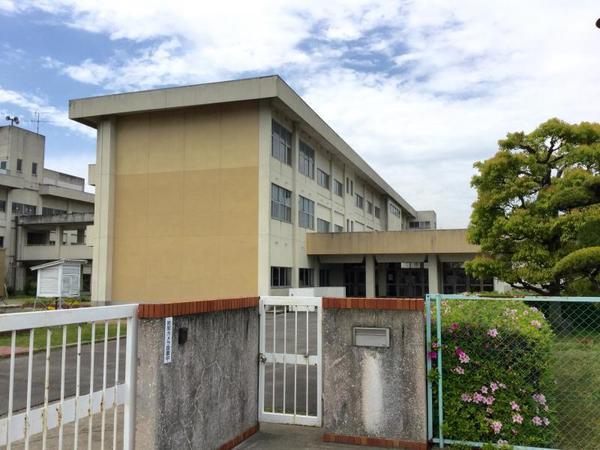 生駒郡斑鳩町神南３丁目の土地(斑鳩西小学校)