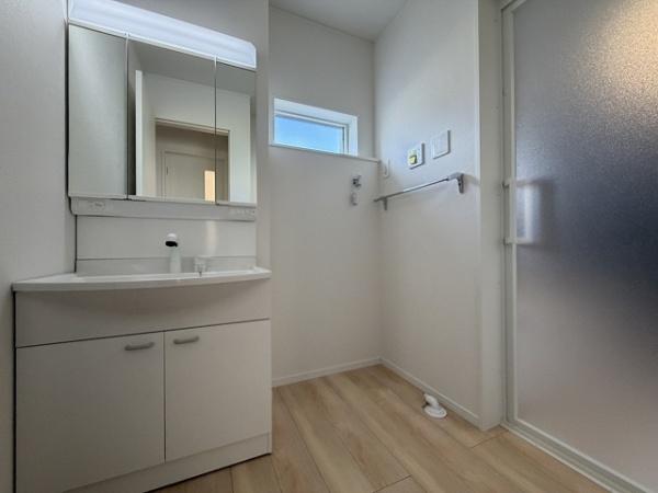 川西町結崎第18　3号棟　新築戸建