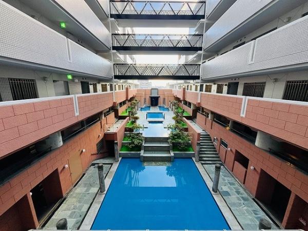 朝日プラザ・アトリアーナ八木