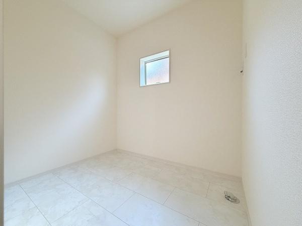 天理市田部町4期　1号棟　新築戸建