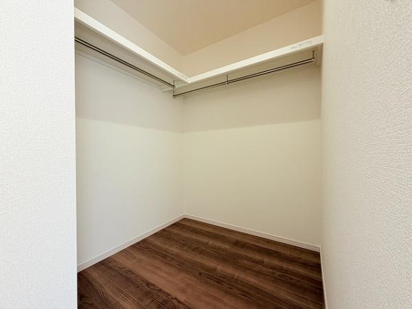 天理市田部町4期　2号棟　新築戸建