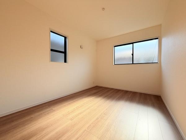 天理市田部町4期　2号棟　新築戸建