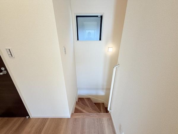 天理市田部町4期　2号棟　新築戸建