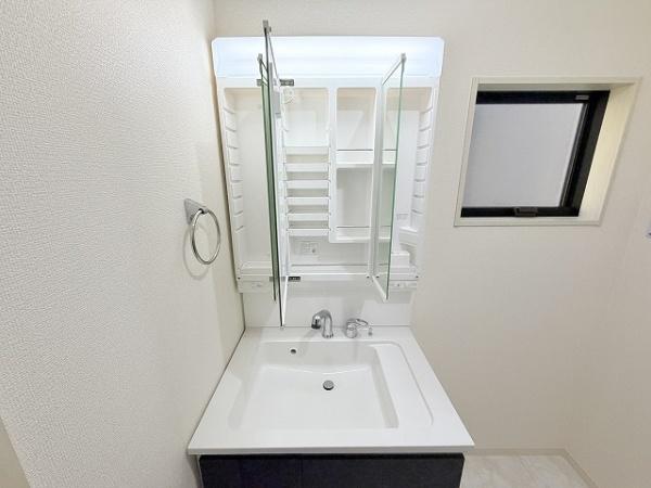 天理市田部町4期　2号棟　新築戸建