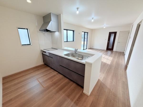 天理市長柄町　1号棟　新築戸建