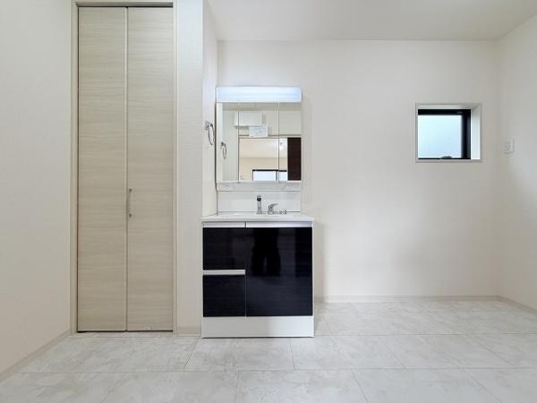 天理市長柄町　1号棟　新築戸建