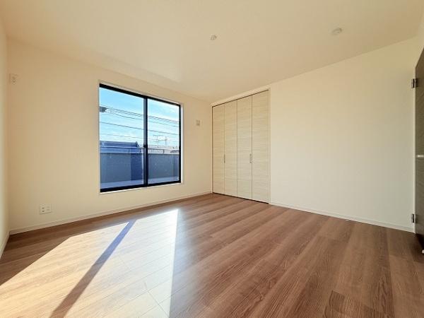 天理市長柄町　3号棟　新築戸建