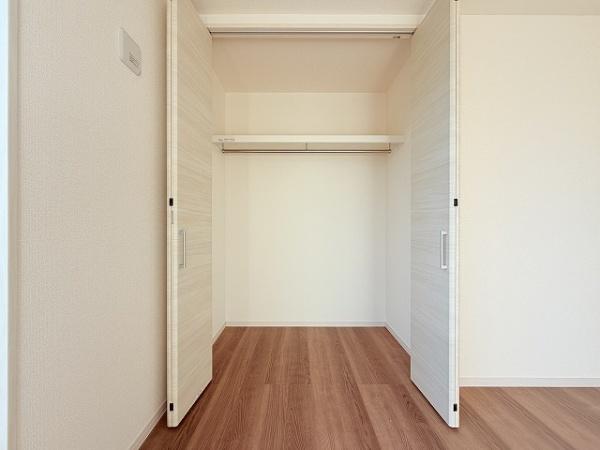 天理市長柄町　3号棟　新築戸建