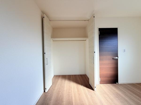 天理市長柄町　3号棟　新築戸建