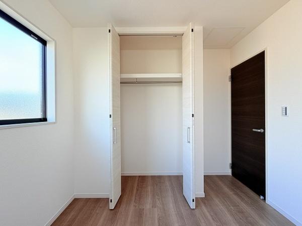 天理市長柄町　3号棟　新築戸建