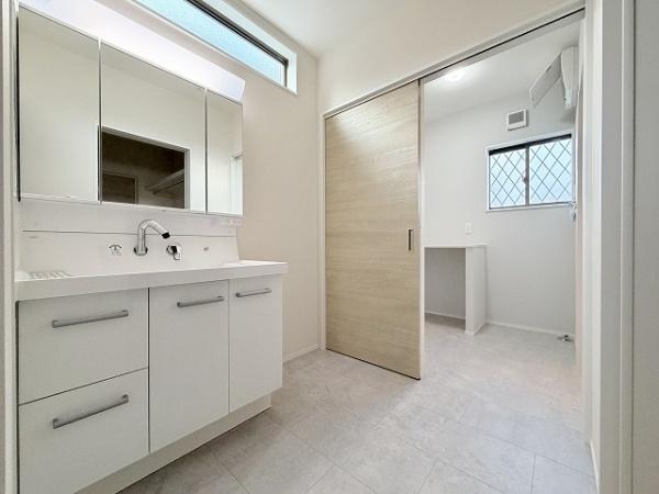 橿原市中曽司町　新築戸建