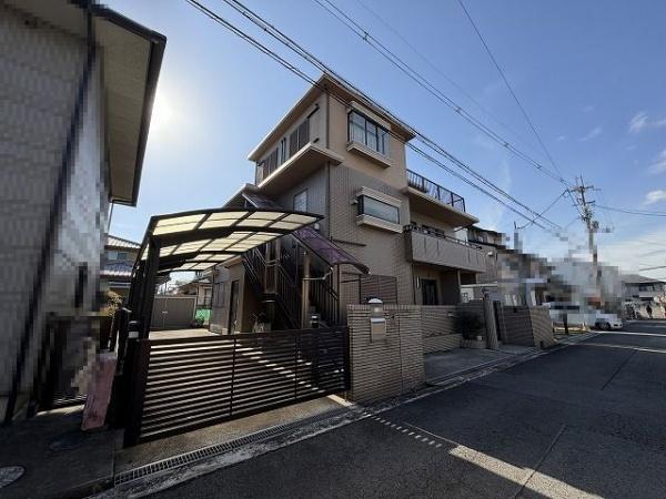 橿原市上品寺町の中古一戸建て