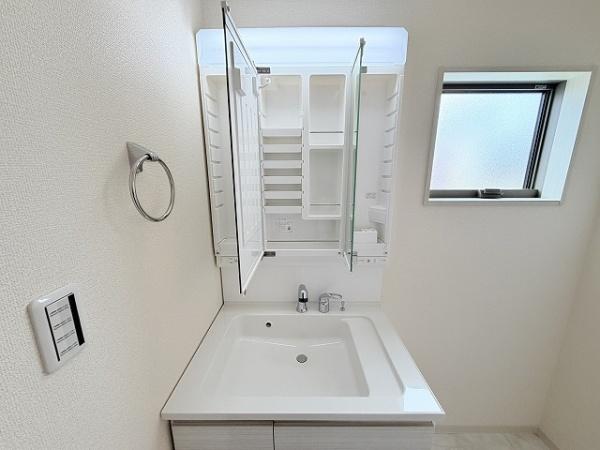 天理市田井庄町第3　3号棟　新築戸建