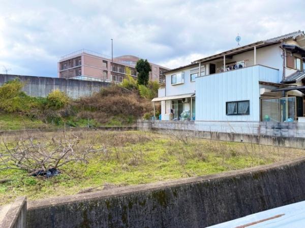 香芝市穴虫の土地