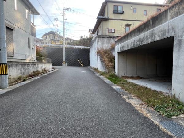 北葛城郡王寺町南元町３丁目の土地